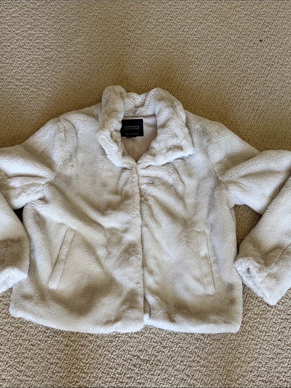 Sanctuary women’s Faux-Fur Puffer Jacket in Cream